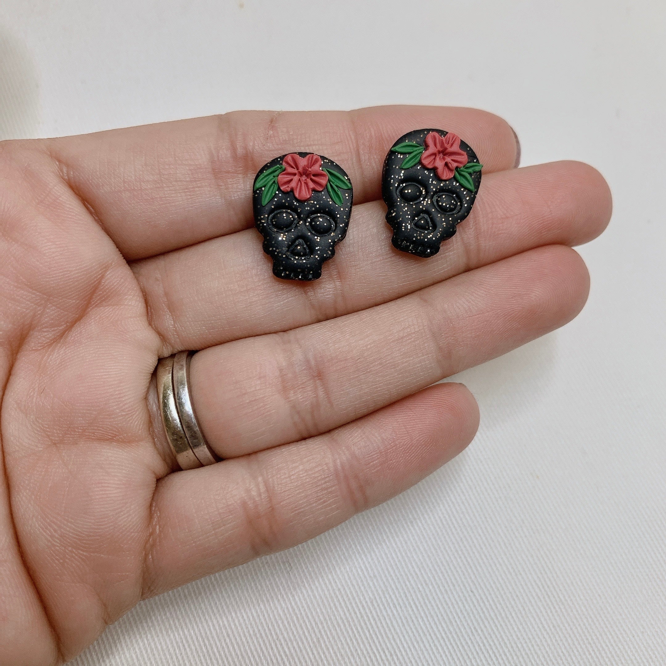 Skeleton Studs